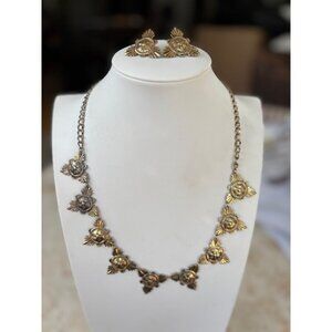 Vintage Gold-Toned Floral Necklace & Clip-On Earrings Set